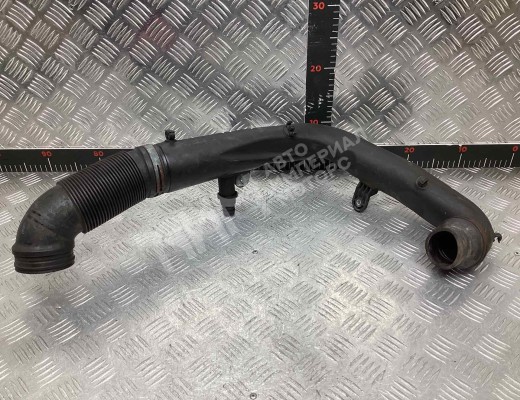 Патрубок воздушного фильтра Volkswagen Touran I (1T) 2003-2006  Volkswagen Touran Touran I (1T) 2003-2006