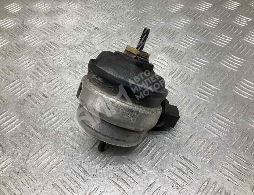 Подушка крепления двигателя Audi A6 C5 (4B) 2001-2004 рестайлинг  Audi A6 A6 C5 (4B) 2001-2004 рестайлинг