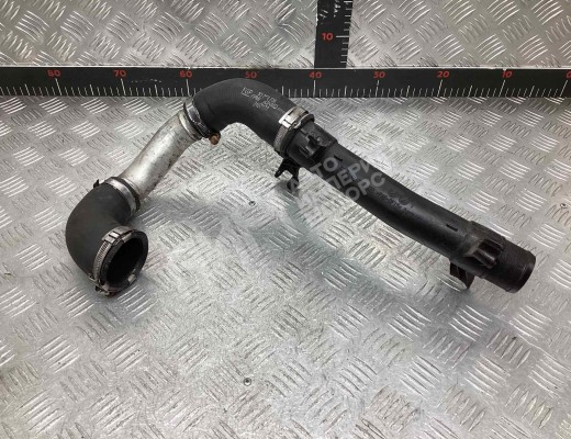 Патрубок интеркулера Opel Vectra C 2005-2009 рестайлинг  Opel Vectra Vectra C 2005-2009 рестайлинг
