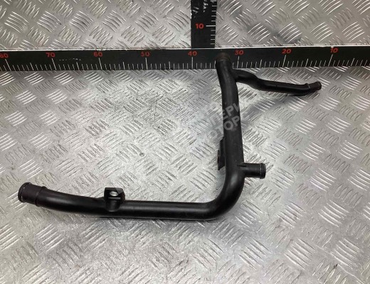 Трубка охлаждающей жидкости пластиковая Volkswagen Passat B6 (3C) 2005-2010  Volkswagen Passat Passat B6 (3C) 2005-2010