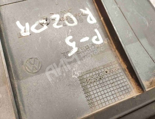 Рамка под магнитолу Volkswagen Passat B5 (3B) 1996-2000  Volkswagen Passat Passat B5 (3B) 1996-2000