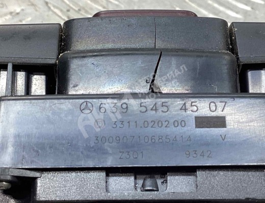 Кнопка аварийной сигнализации Mercedes Vito II (W639) 2003-2010  Mercedes Vito Vito II (W639) 2003-2010