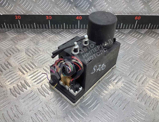 Компрессор центрального замка Audi A4 B5 (8D) 1994-1999  Audi A4 A4 B5 (8D) 1994-1999