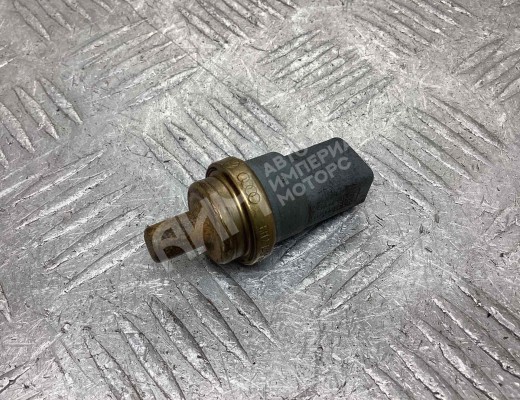 Датчик температуры охлаждающей жидкости Volkswagen Passat B6 (3C) 2005-2010  Volkswagen Passat Passat B6 (3C) 2005-2010