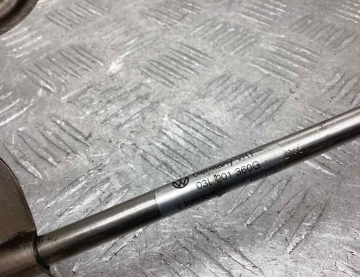 Трубка топливная Volkswagen Passat B6 (3C) 2005-2010  Volkswagen Passat Passat B6 (3C) 2005-2010