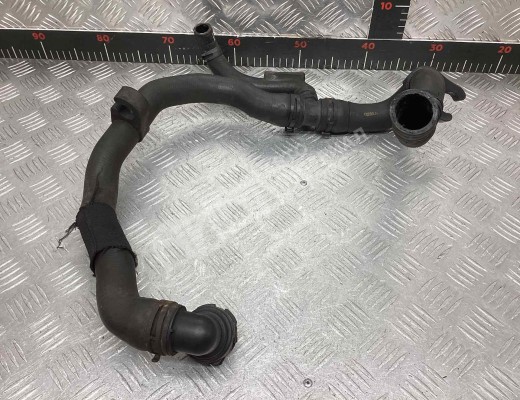 Патрубок радиатора Volkswagen Passat B6 (3C) 2005-2010  Volkswagen Passat Passat B6 (3C) 2005-2010