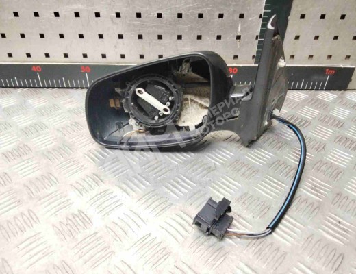 Зеркало наружное левое Volkswagen Golf IV (1J) 1997-2004  Volkswagen Golf Golf IV (1J) 1997-2004