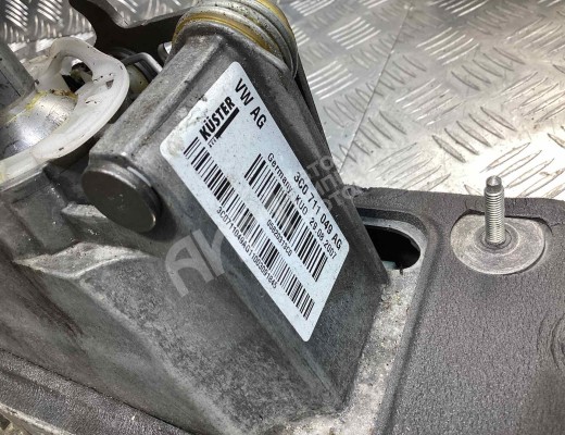 Кулиса Volkswagen Passat B6 (3C) 2005-2010  Volkswagen Passat Passat B6 (3C) 2005-2010