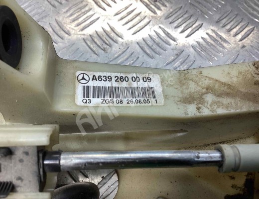 Кулиса Mercedes Vito II (W639) 2003-2010  Mercedes Vito Vito II (W639) 2003-2010