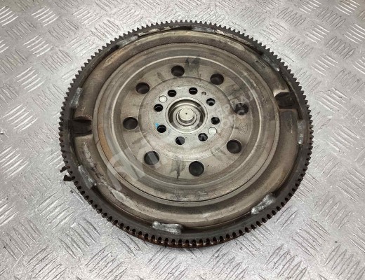 Маховик Audi A6 C5 (4B) 1997-2001  Audi A6 A6 C5 (4B) 1997-2001