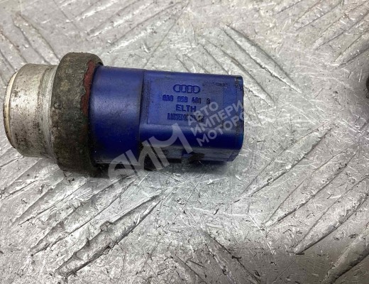 Датчик температуры охлаждающей жидкости Audi A6 C5 (4B) 1997-2001  Audi A6 A6 C5 (4B) 1997-2001
