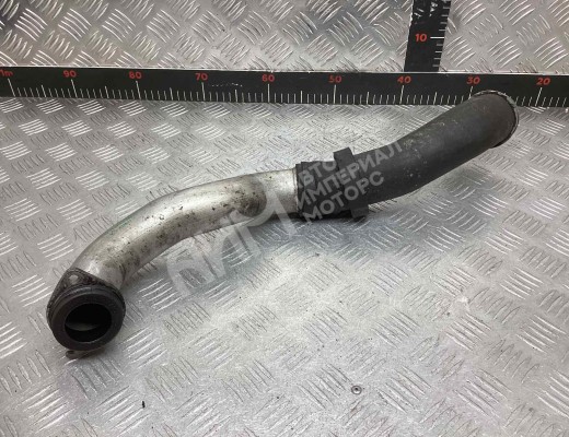 Патрубок интеркулера BMW 3-Series (E46) 2001-2005 рестайлинг  BMW 3-Series 3-Series (E46) 2001-2005 рестайлинг