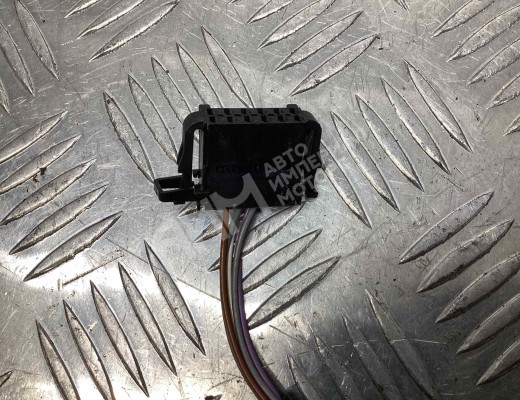Зеркало наружное правое Volkswagen Passat B5 (3B) 1996-2000  Volkswagen Passat Passat B5 (3B) 1996-2000