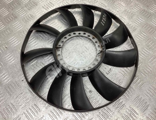 Крыльчатка вискомуфты Volkswagen Passat B5+ (3B) 2000-2005 рестайлинг  Volkswagen Passat Passat B5+ (3B) 2000-2005 рестайлинг