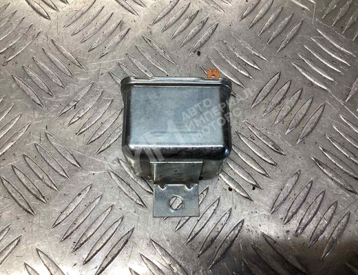 Реле поворотов Mercedes Vario (W670) 1996-2013  Mercedes Vario Vario (W670) 1996-2013