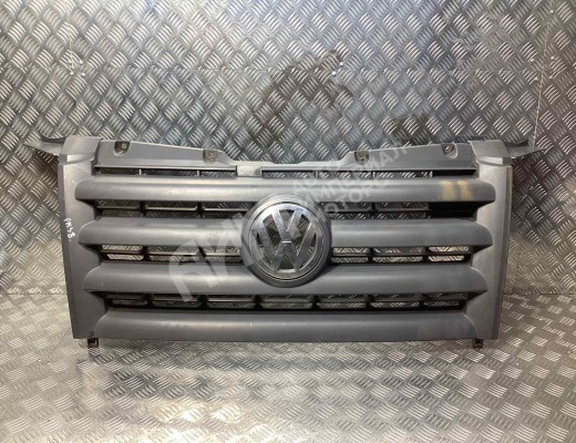 Решетка радиатора Volkswagen Crafter I (2E) 2006-2016  Volkswagen Crafter Crafter I (2E) 2006-2016