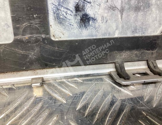 Решетка радиатора Volkswagen Passat B6 (3C) 2005-2010  Volkswagen Passat Passat B6 (3C) 2005-2010