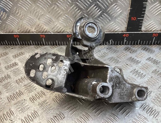 Кронштейн стабилизатора Audi A6 Allroad C5 (4BH) 2000-2005  Audi A6 Allroad A6 Allroad C5 (4BH) 2000-2005
