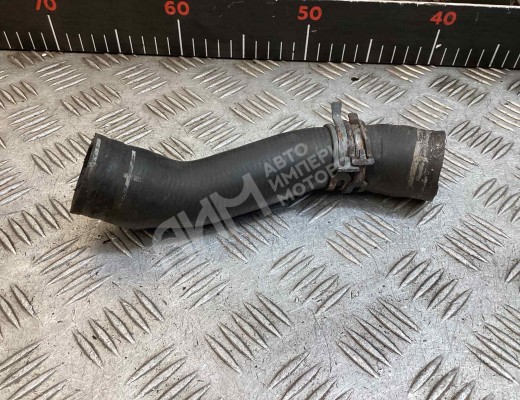 Патрубок радиатора Volkswagen Golf IV (1J) 1997-2004  Volkswagen Golf Golf IV (1J) 1997-2004