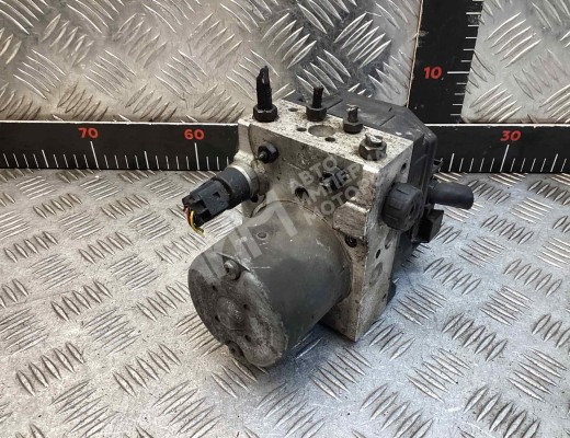 Блок ABS Audi A4 B6 (8EC, 8E5) 2000-2004  Audi A4 A4 B6 (8EC, 8E5) 2000-2004