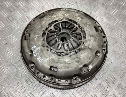 Маховик Opel Astra H 2007-2010 рестайлинг  Opel Astra Astra H 2007-2010 рестайлинг