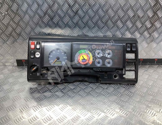 Щиток приборов (приборная панель) Mercedes Vario (W670) 1996-2013  Mercedes Vario Vario (W670) 1996-2013