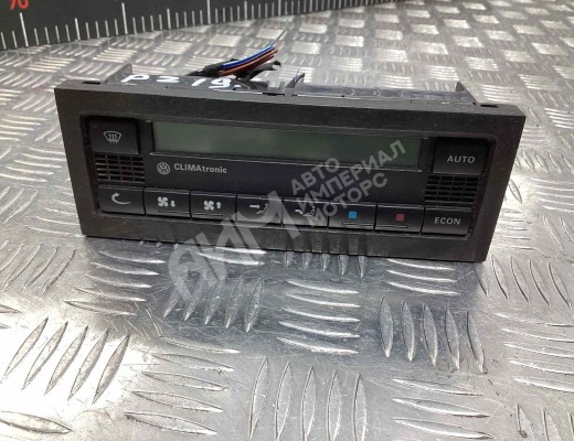 Блок управления печки/климат-контроля Volkswagen Golf IV (1J) 1997-2004  Volkswagen Golf Golf IV (1J) 1997-2004