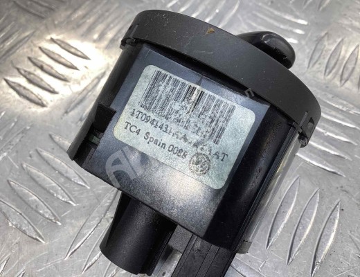 Переключатель света Volkswagen Caddy III (2K) 2004-2010  Volkswagen Caddy Caddy III (2K) 2004-2010