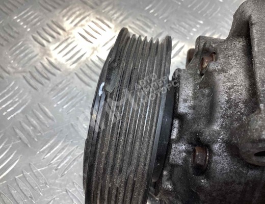 Компрессор кондиционера Volkswagen Passat B6 (3C) 2005-2010  Volkswagen Passat Passat B6 (3C) 2005-2010