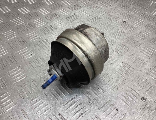 Подушка крепления двигателя Audi A6 C5 (4B) 2001-2004 рестайлинг  Audi A6 A6 C5 (4B) 2001-2004 рестайлинг