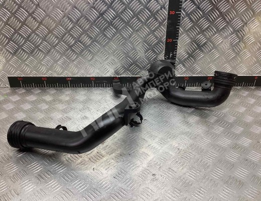 Патрубок интеркулера Volkswagen Touran I (1T) 2003-2006  Volkswagen Touran Touran I (1T) 2003-2006