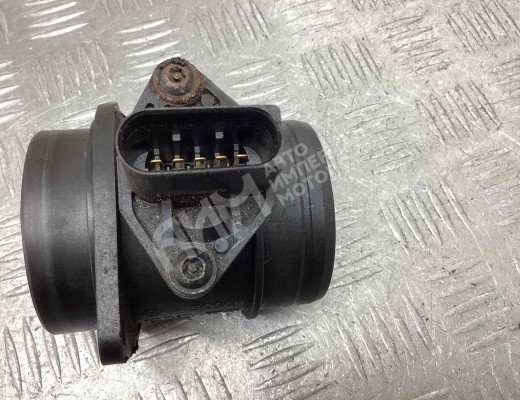 Расходомер воздуха Volkswagen Touran I (1T) 2003-2006  Volkswagen Touran Touran I (1T) 2003-2006