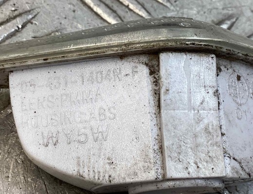 Повторитель передний левый Ford Mondeo III 2003-2007 рестайлинг  Ford Mondeo Mondeo III 2003-2007 рестайлинг