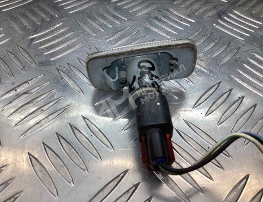 Повторитель передний левый Dodge Caliber (PM) 2006-2011  Dodge Caliber Caliber (PM) 2006-2011