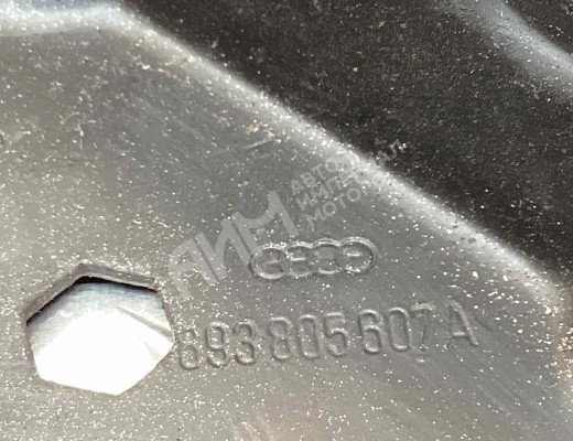 Кронштейн крепления крыла Audi 80 B4 (8C) 1991-1995  Audi 80 80 B4 (8C) 1991-1995