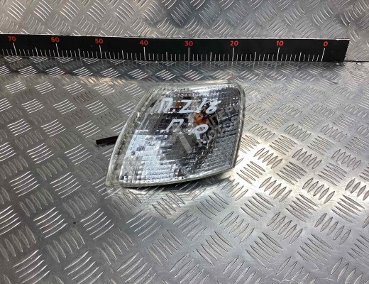 Поворотник левый Volkswagen Passat B5 (3B) 1996-2000  Volkswagen Passat Passat B5 (3B) 1996-2000