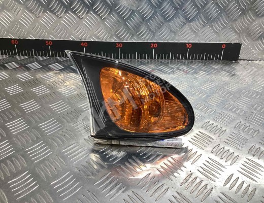 Поворотник правый BMW 3-Series (E46) 2001-2005 рестайлинг  BMW 3-Series 3-Series (E46) 2001-2005 рестайлинг