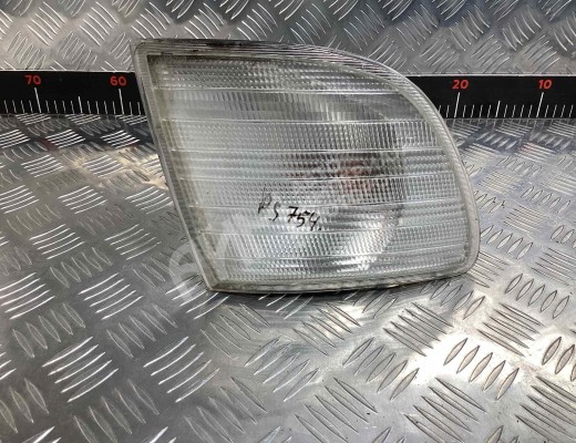 Поворотник правый Mercedes Vito I (W638) 1996-2003  Mercedes Vito Vito I (W638) 1996-2003