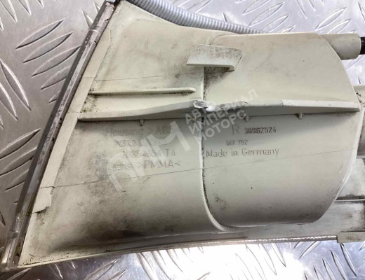 Поворотник правый Volvo V40 I (VW) 1995-2000  Volvo V40 V40 I (VW) 1995-2000