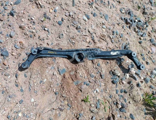 Балка под радиатор Volkswagen Golf III (1H) 1991-1997  Volkswagen Golf Golf III (1H) 1991-1997