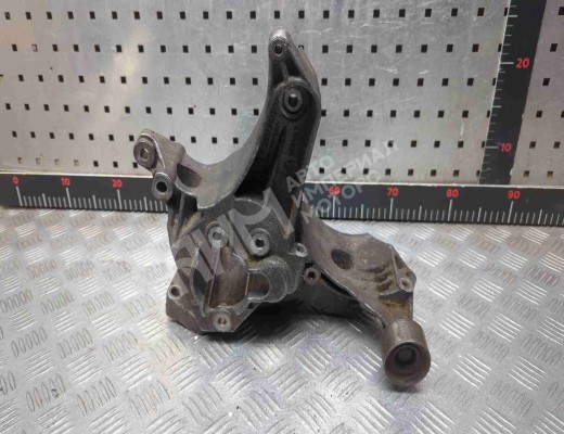 Кронштейн генератора Renault Scenic I (JA) 1996-1999  Renault Scenic Scenic I (JA) 1996-1999