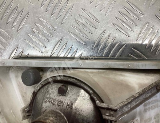 Фара противотуманная левая Skoda Octavia A5 (1Z) 2004-2008  Skoda Octavia Octavia A5 (1Z) 2004-2008