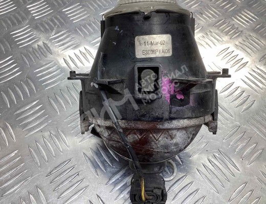 Фара противотуманная правая BMW 3-Series (E46) 2001-2005 рестайлинг  BMW 3-Series 3-Series (E46) 2001-2005 рестайлинг