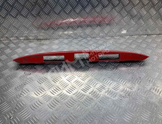 Накладка подсветки номера Nissan Note (E11) 2008-2013 рестайлинг  Nissan Note Note (E11) 2008-2013 рестайлинг