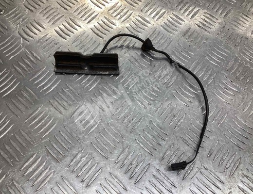 Кнопка открытия багажника Ford Mondeo III 2000-2003  Ford Mondeo Mondeo III 2000-2003