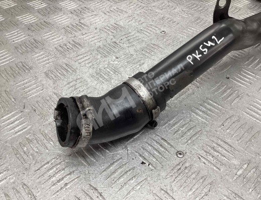 Патрубок интеркулера Ford Mondeo III 2003-2007 рестайлинг  Ford Mondeo Mondeo III 2003-2007 рестайлинг