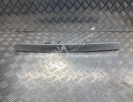 Накладка подсветки номера Ford C-Max I (C214) 2003-2007  Ford C-Max C-Max I (C214) 2003-2007