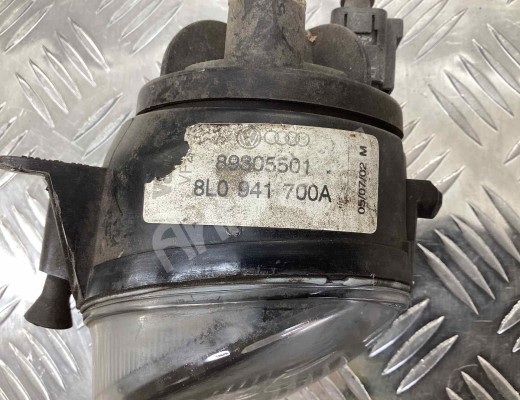 Фара противотуманная правая Audi A3 I (8L) 2000-2003 рестайлинг  Audi A3 A3 I (8L) 2000-2003 рестайлинг