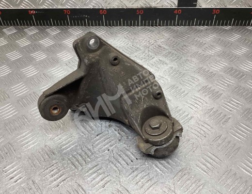 Кронштейн КПП Audi A6 C5 (4B) 1997-2001  Audi A6 A6 C5 (4B) 1997-2001