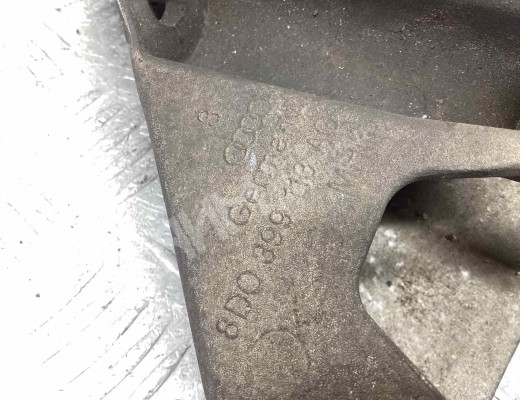Кронштейн КПП Audi A6 C5 (4B) 1997-2001  Audi A6 A6 C5 (4B) 1997-2001